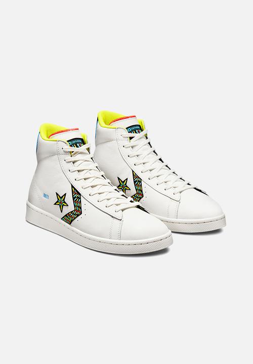 Converse - Pro Leather Peace & Unity