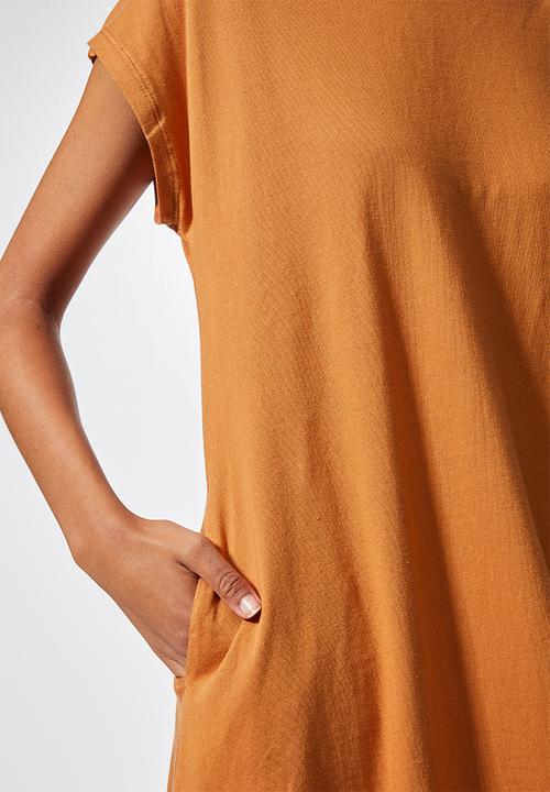 Superbalist - Sleeveless T-shirt dress - nugget