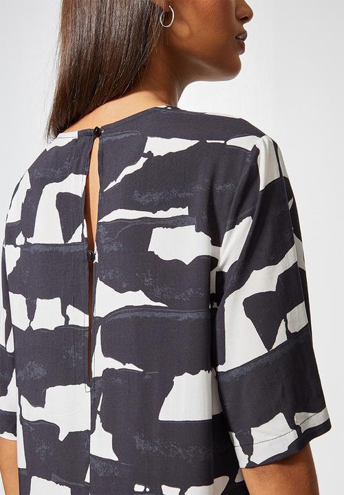 Superbalist - The woven tee dress - navy & white 