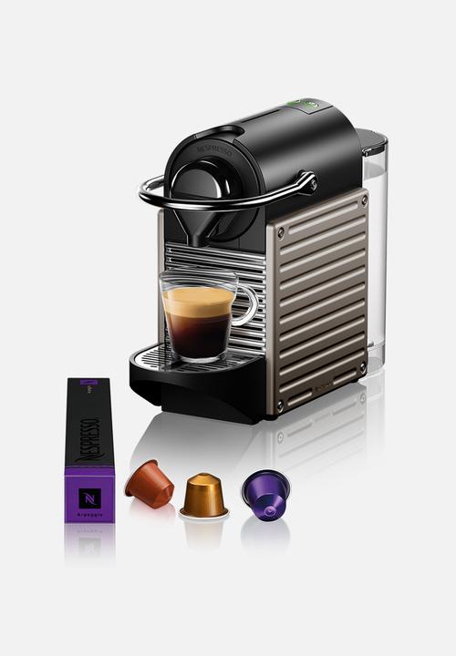 Nespresso - Pixie coffee machin - electric titanium