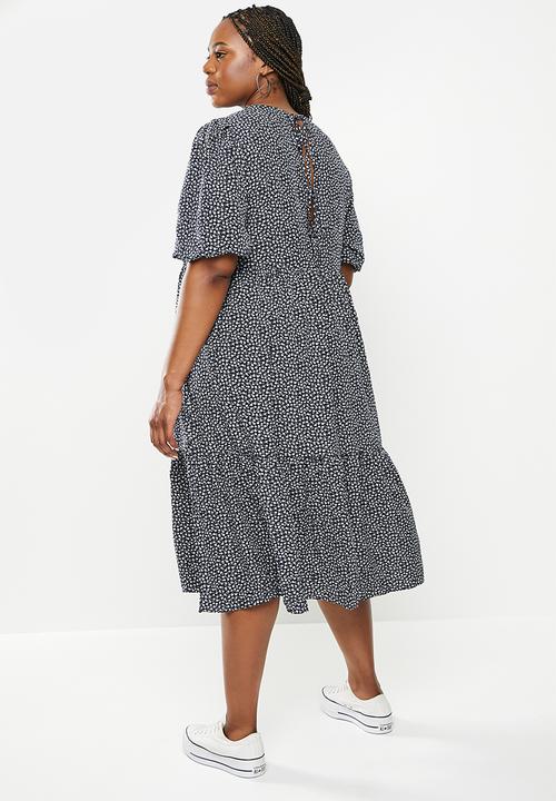 Glamorous - Plus culpture dress - black ditsy