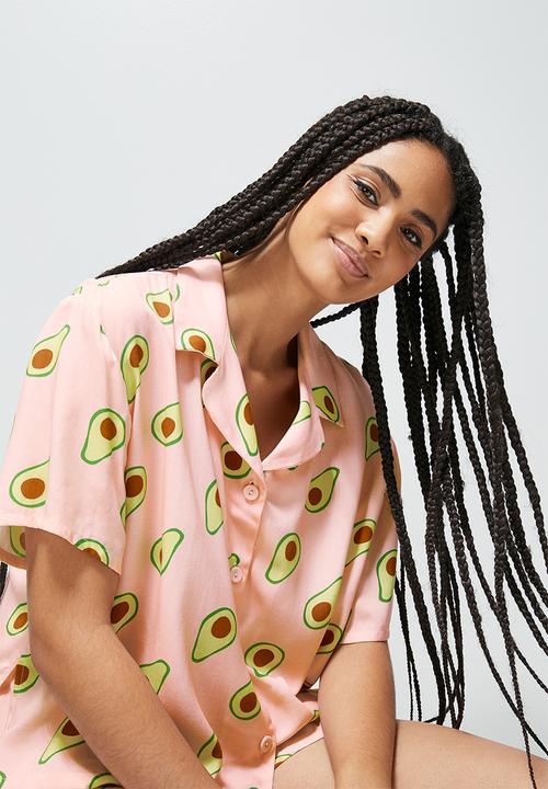 Blake - Printed button down sleep set - pink avo print