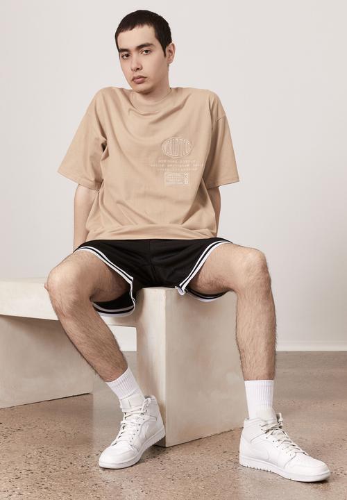 Factorie - Premium oversized graphic T- shirt - almond/unified multi print