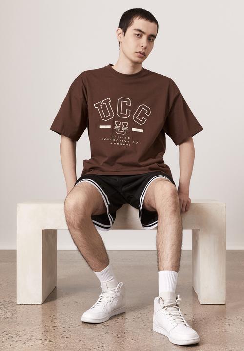 Factorie - Premium oversized graphic t shirt - brown