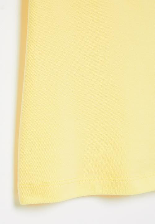 GUESS - Short sleeve classic guess polo - sunlight yellow