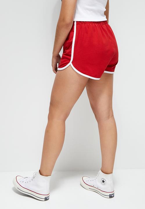 Blake - Retro knit shorts with pipping - red