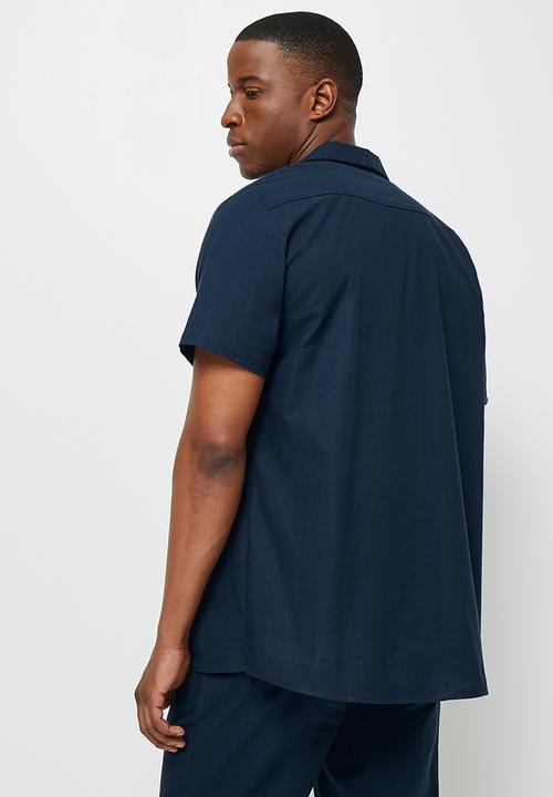 Lark & Crosse - Regular fit lightweight textured short sleeve shirt - navy