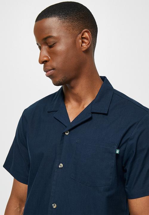 Lark & Crosse - Regular fit lightweight textured short sleeve shirt - navy