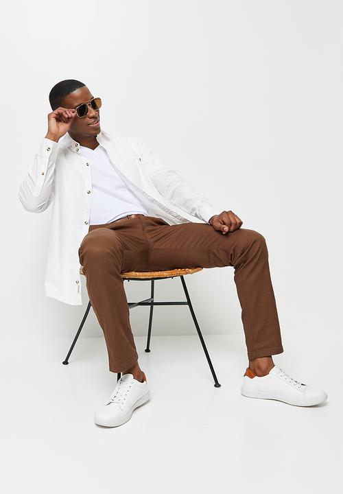 Lark & Crosse - Regular fit lightweight textured long sleeve shirt - white