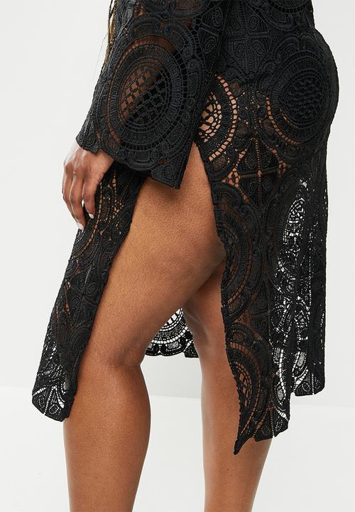 Me&B - Plus lace kaftan - black