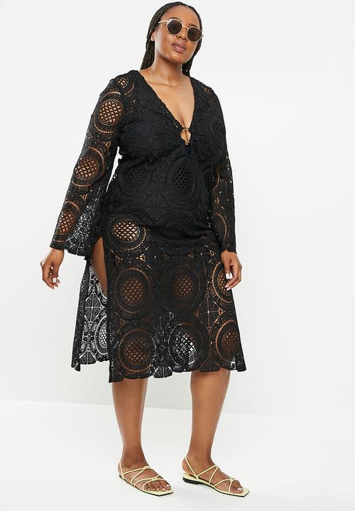 Me&B - Plus lace kaftan - black