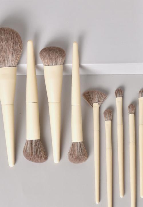 Glam Beauty - 10 Piece Ivory Aluminum Make Up Brush Set