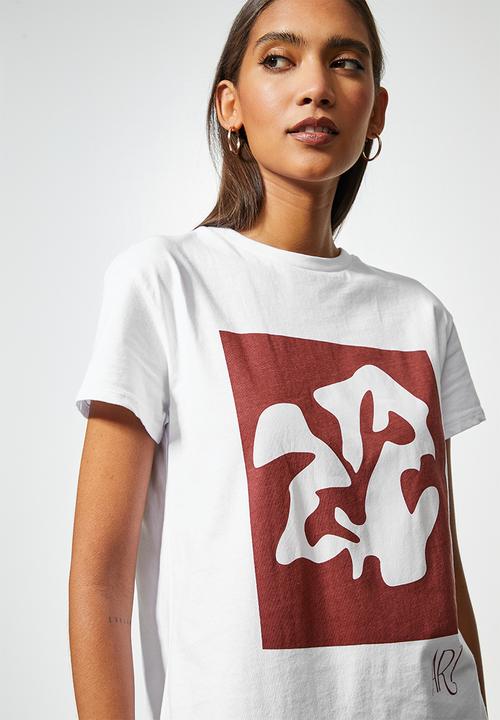 Superbalist - Art gallery tee - white