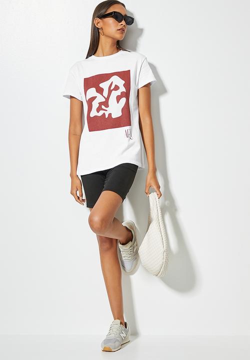 Superbalist - Art gallery tee - white