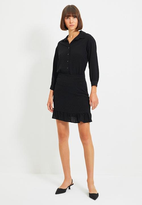 Trendyol - Buttoned ruffle fabric textured dress - black