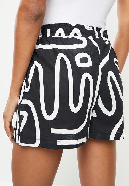 Me&B - Elasticated short - black squiggle