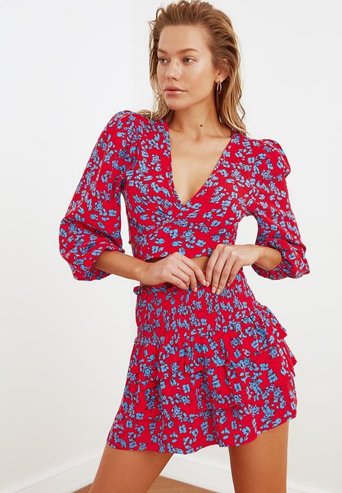 Trendyol - Floral patterned frilly bottom-top set - red & blue 