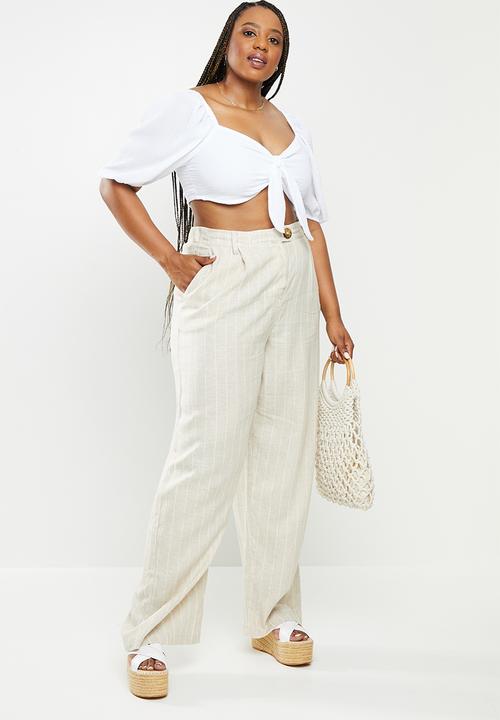 Me&B - Plus tie front sizzle crop - milk linen