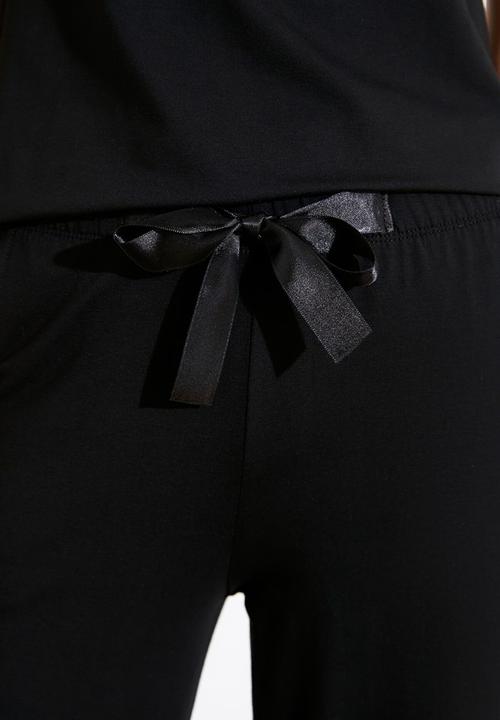 Trendyol - Lace knit pyjama set - black