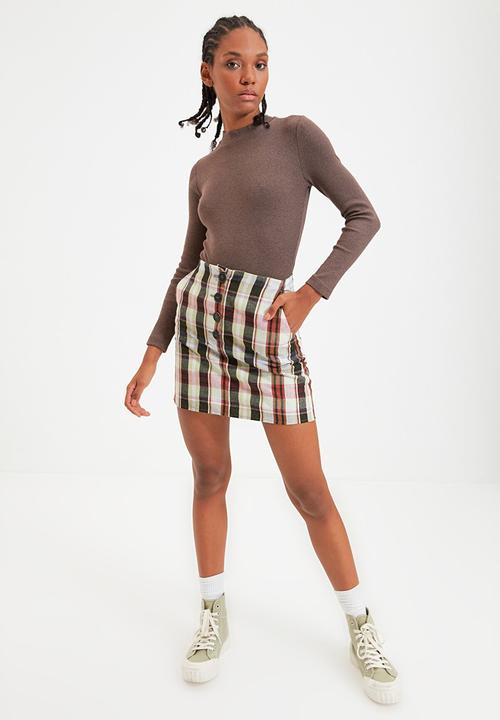 Trendyol - Turtleneck ribbed snap bodysuit - brown