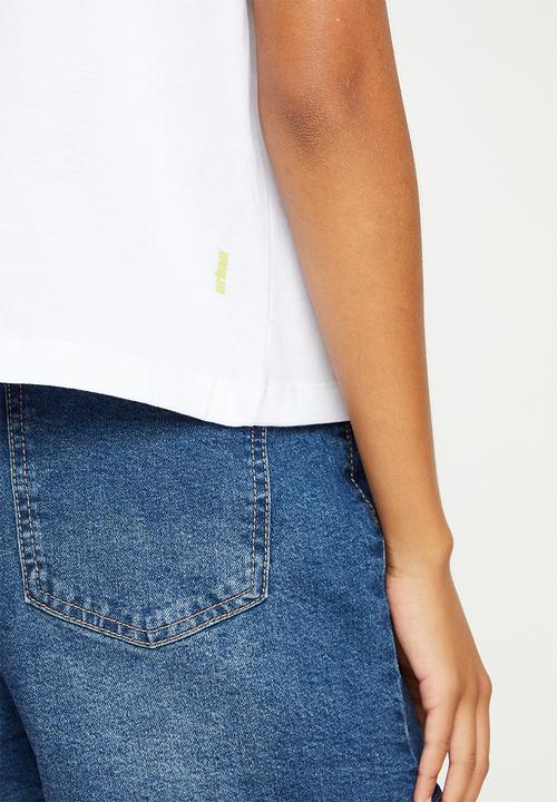 urban° - Ladies urban embroided logo vest - white