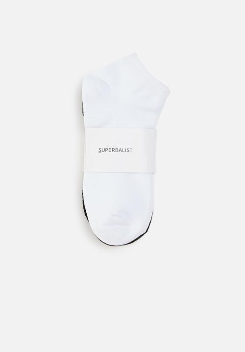 Superbalist - 5 pack ankle socks - white x3/black x2