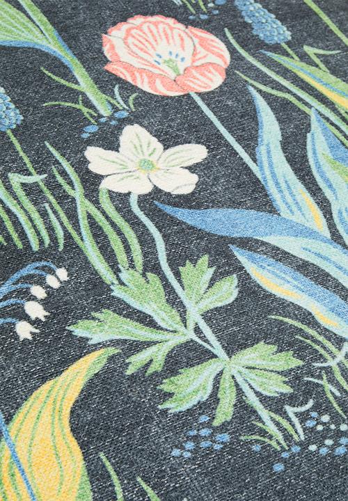 Sixth Floor - Eve printed rug - secret garden