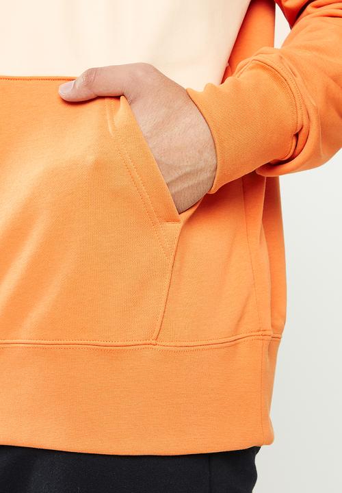 Nike - M nk df tee stry pck hldy - orange