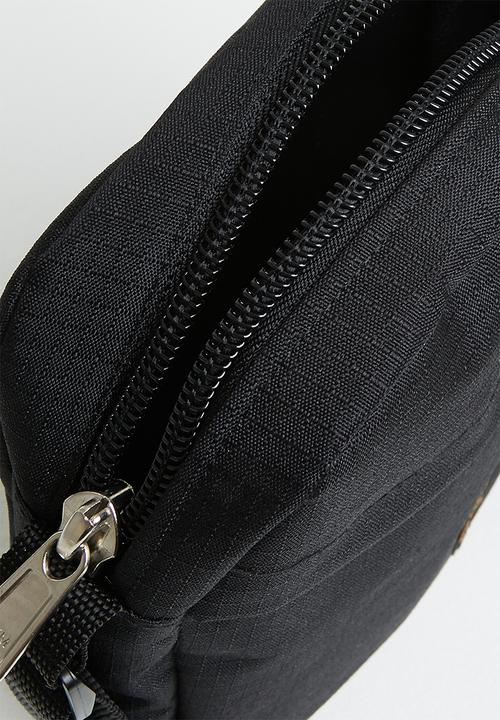 STYLE REPUBLIC - Tate flight bag - black