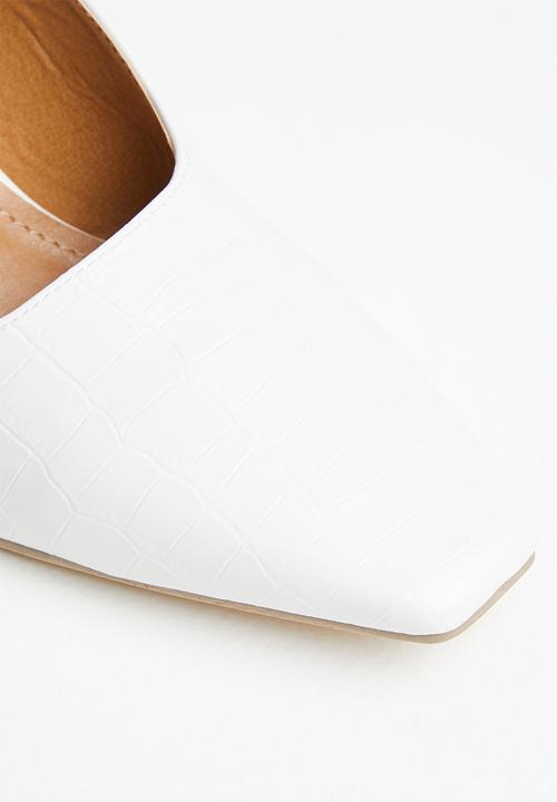 edit - Louise closed stiletto - white
