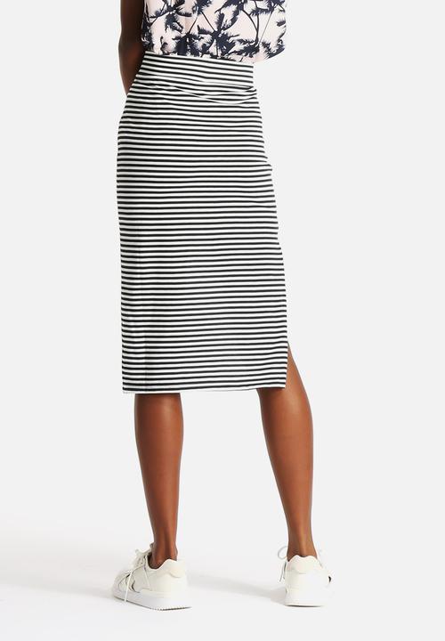 ONLY - Therese Knee Stripe Skirt
