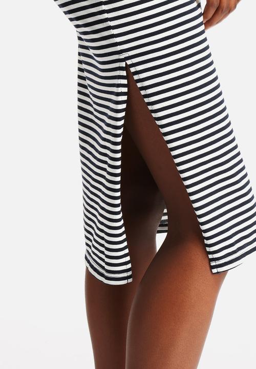 ONLY - Therese Knee Stripe Skirt