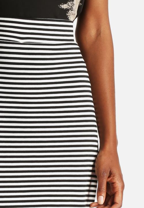 ONLY - Therese Knee Stripe Skirt