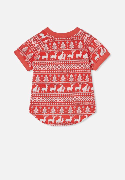 Typo - Dog tee-rude reindeer red!