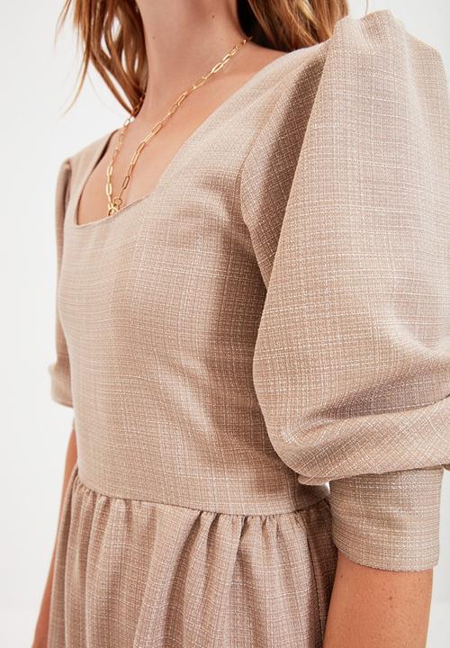 Trendyol - Square collar dress - camel