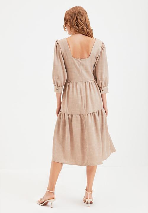Trendyol - Square collar dress - camel