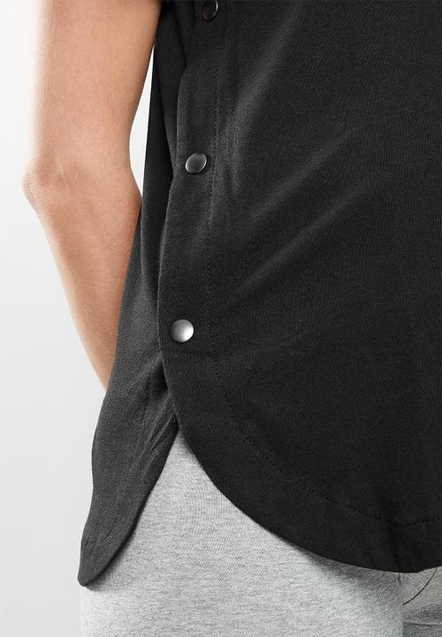 Superbalist - Nursing tee with popper sides - black