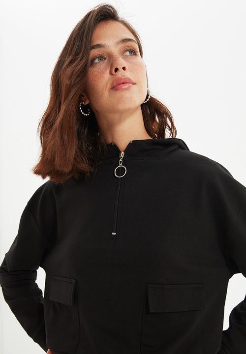 Trendyol - Pocket basic hooded slim sweatshirt - black