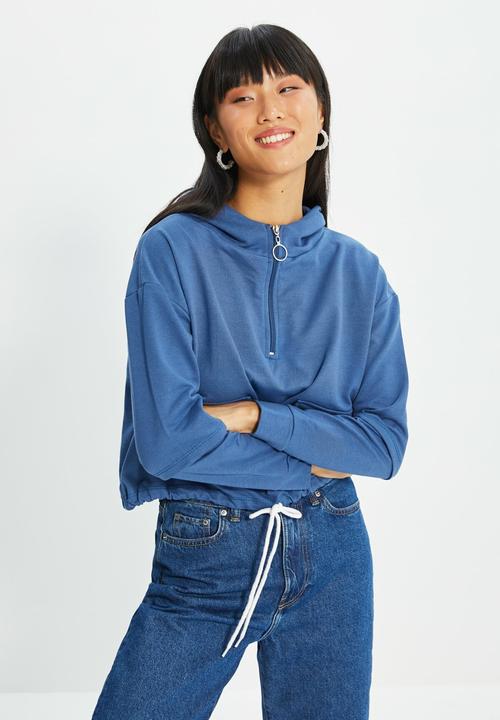 Trendyol - Pocket basic hooded slim sweatshirt - navy