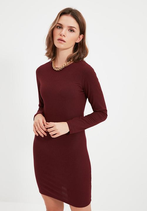 Trendyol - Petite ribbed bodycon mini dress - burgundy