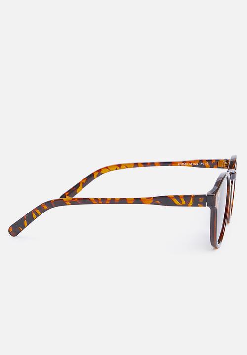 Superbalist - Wayne sunglasses - brown