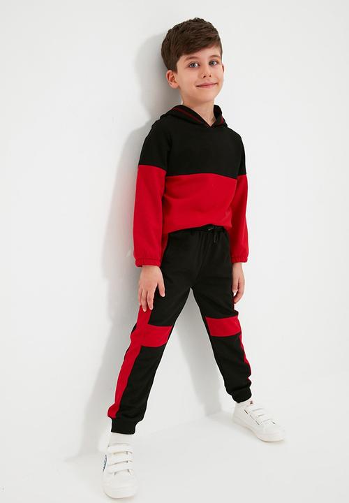 Trendyol - Jogger - black/ red