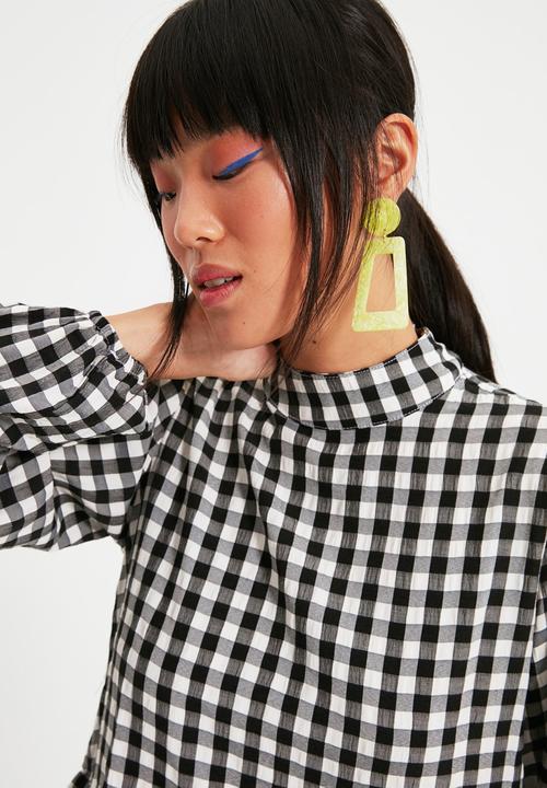 Trendyol - Balloon sleeve blouse - black & white 