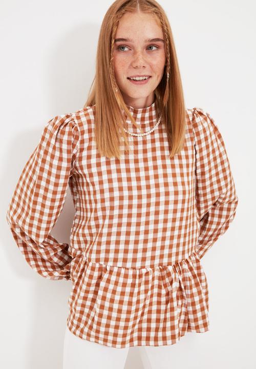 Trendyol - Balloon sleeve blouse - camel & white 