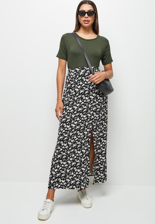edit - Pull on slit maxi skirt - black & white 