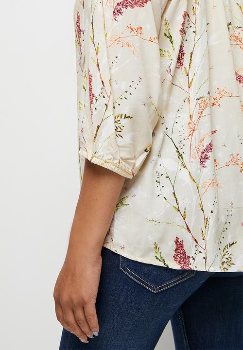 edit - Gauged neck romantic blouse - neutral 