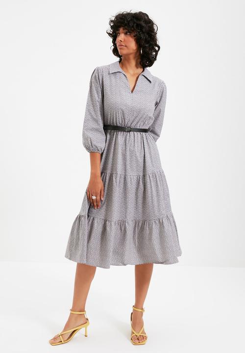Trendyol - Belted dress - multi