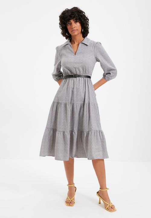 Trendyol - Belted dress - multi
