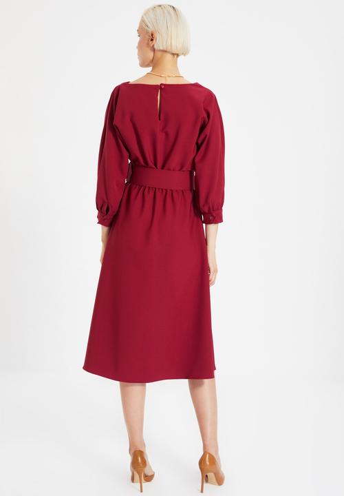 Trendyol - Belted ruffle dress - burgundy