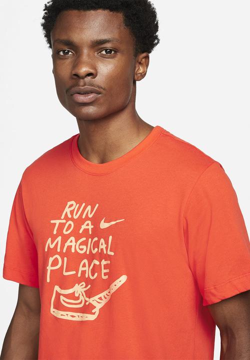 Nike - Nike Dri-FIT Nathan Bell Men's Running T-Shirt - team orange